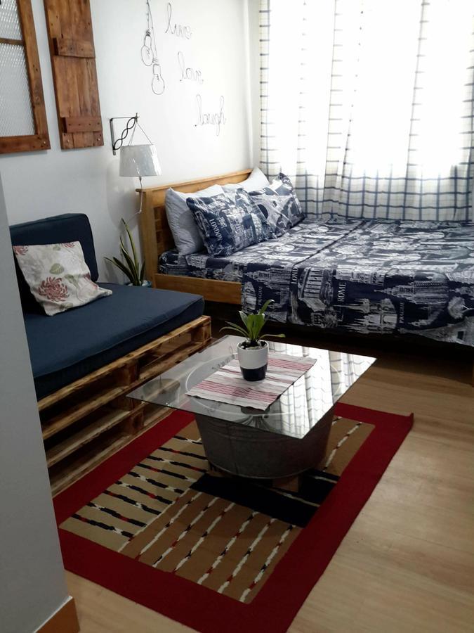 The Treehouse B @ Trees Residences Manila Bagian luar foto